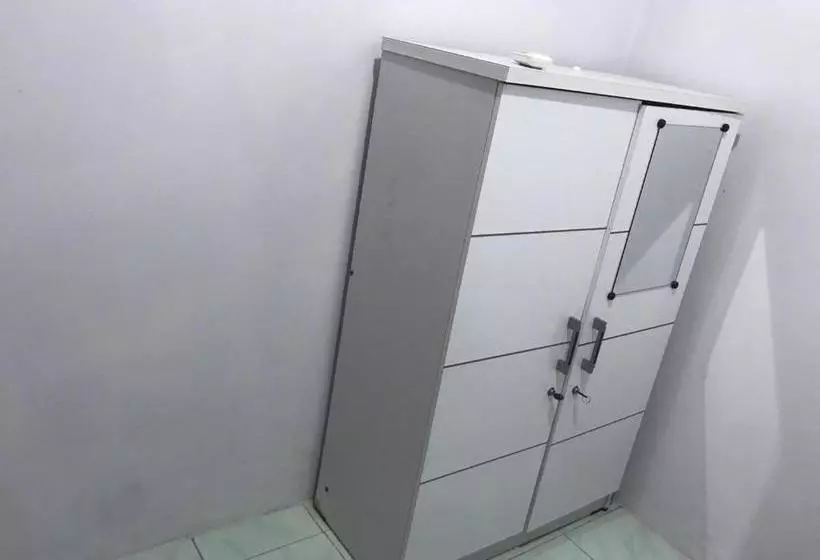 ホテル Koolkost Syariah Near Pelabuhan Tanjung Priok