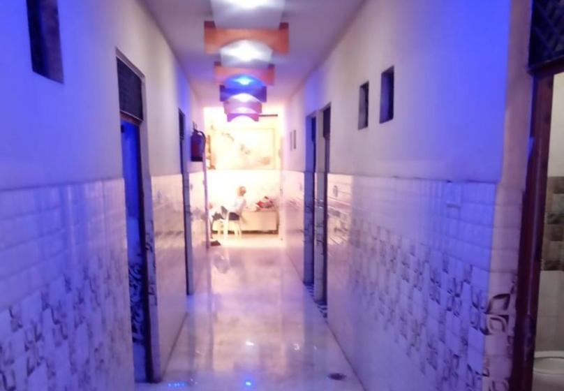 호텔 Radhey Milan By Wb Inn, Kanpur