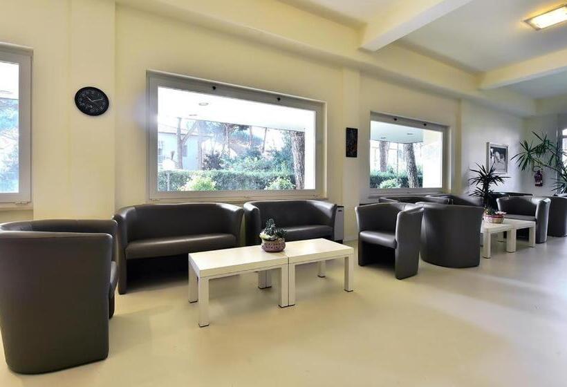 هتل Villa Elprado