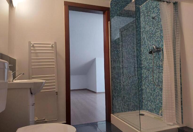 פנסיון Casa Eric