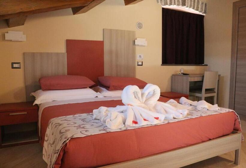 بنسيون Dimora Del Corso