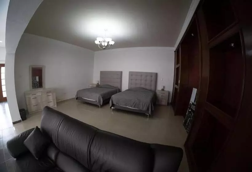 پانسیون Room In Lodge   18 Large Apartment For 2 People