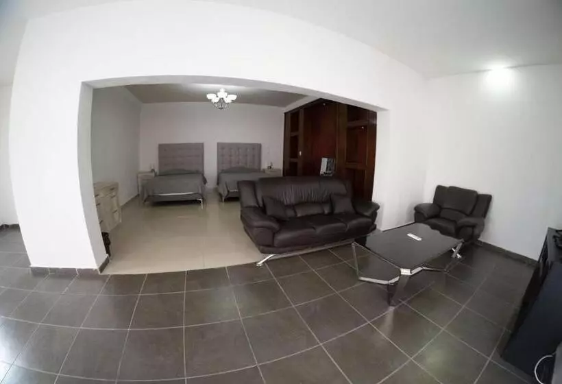 پانسیون Room In Lodge   18 Large Apartment For 2 People