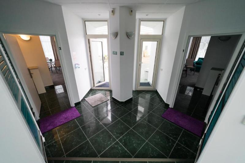 Avenue Palm On The Beach Avenue Hotels