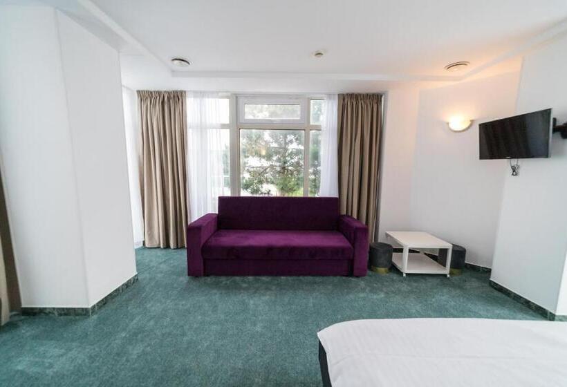 Avenue Palm On The Beach Avenue Hotels