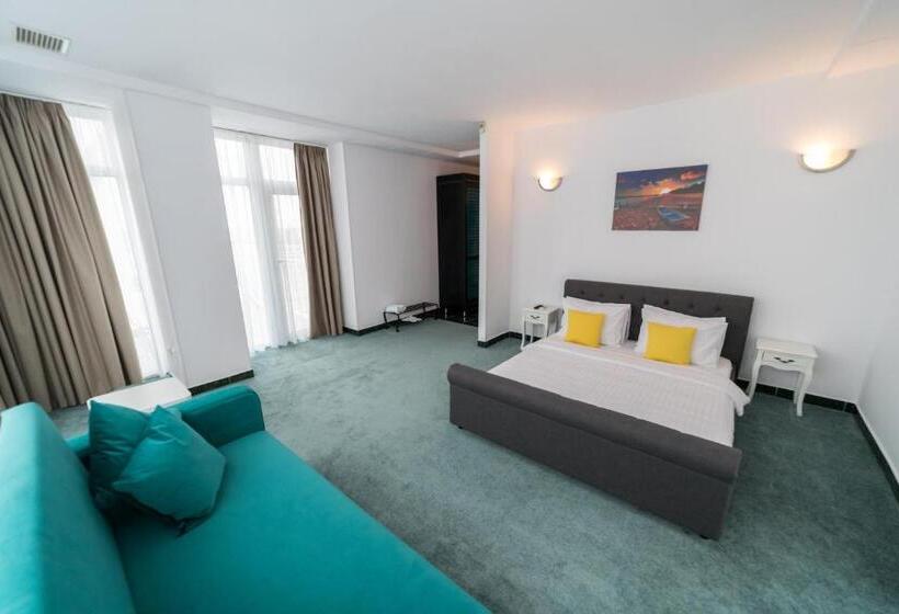 Avenue Palm On The Beach Avenue Hotels