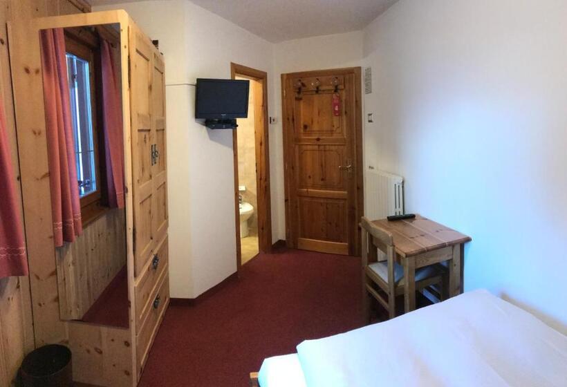 Отель Garni La Casetta