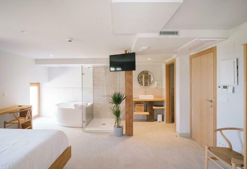 فندق Nafarrola   Gastronomy & Wine