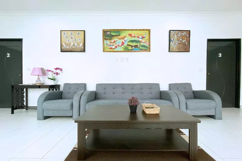 Hotelli Oyo 90230 Dh Residence