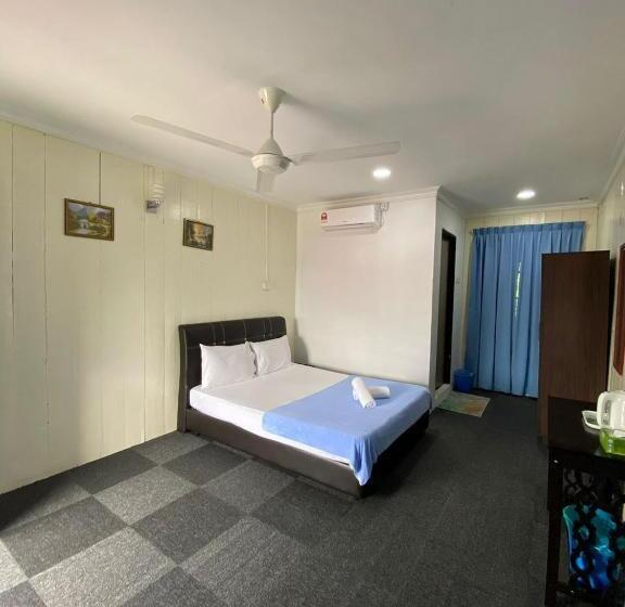 ホテル Oyo 90230 Dh Residence