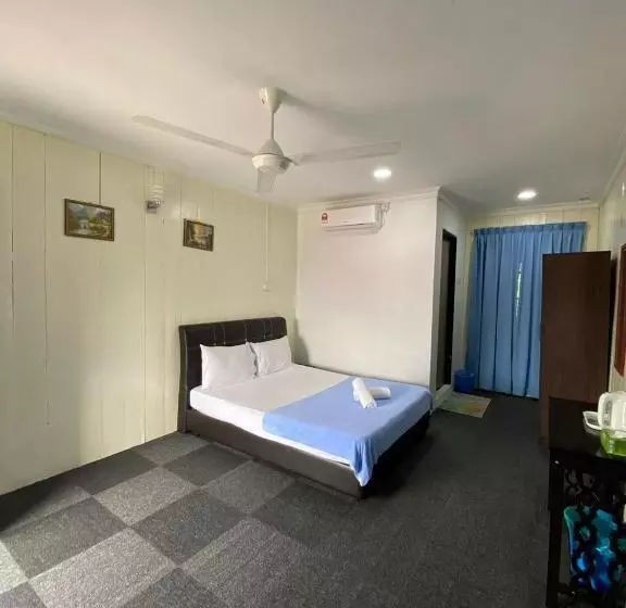 Hotelli Oyo 90230 Dh Residence