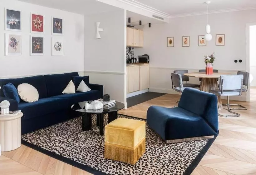 My Maison In Paris  Champ De Mars