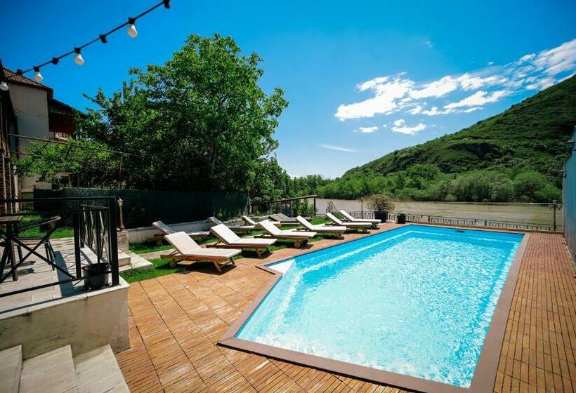 پانسیون River Front Mtskheta