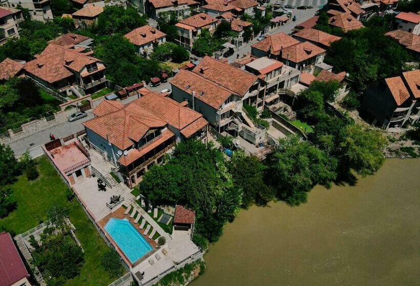 پانسیون River Front Mtskheta