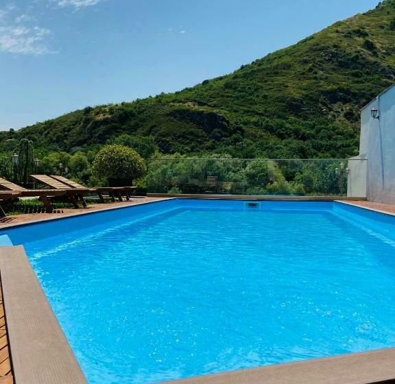 پانسیون River Front Mtskheta