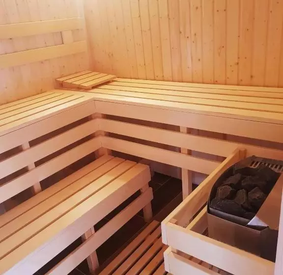 Hotelli Ligetalja Termál