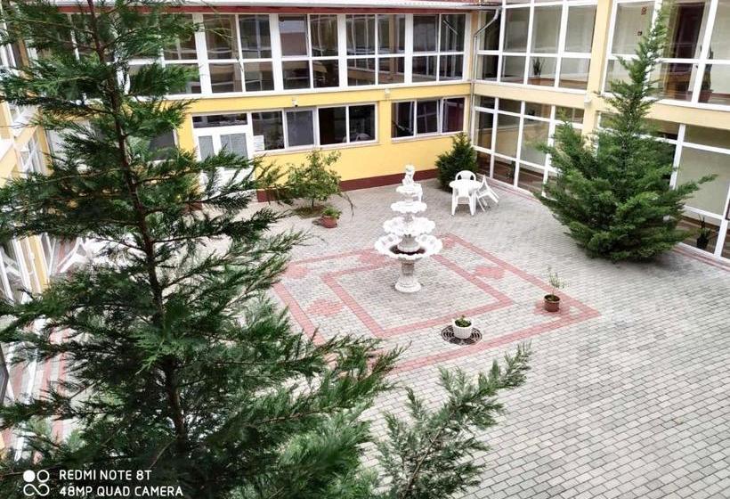 فندق Ligetalja Termál