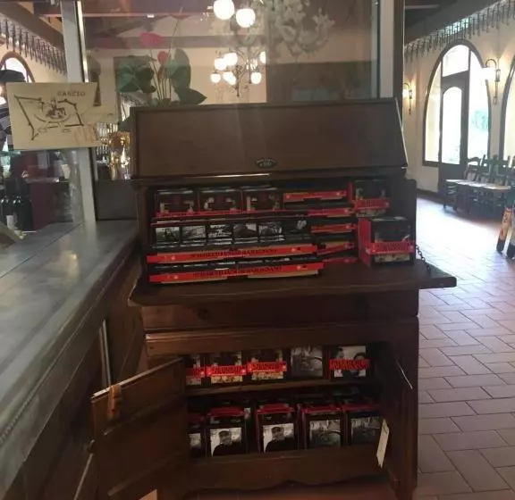 ユースホステル Antica Locanda San Leonardo 1554