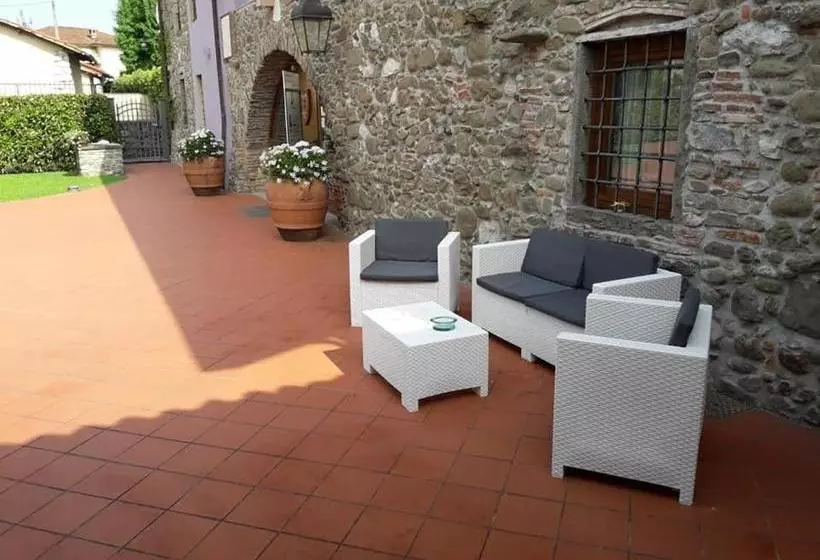 ユースホステル Antica Locanda San Leonardo 1554