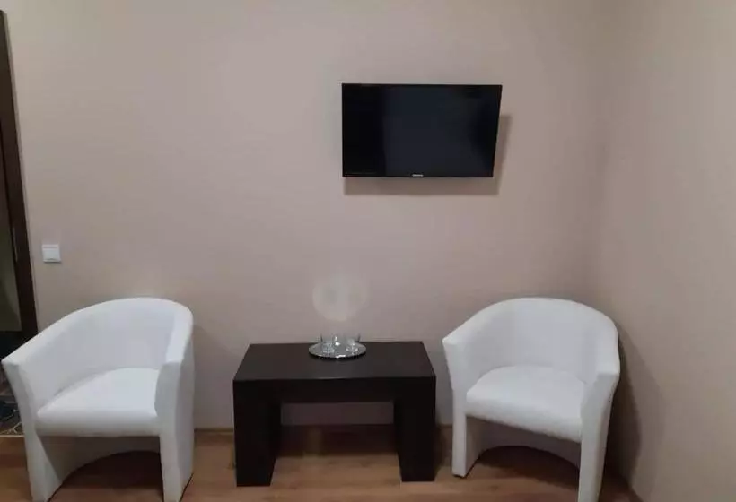 Retkeilymaja Pazonyi Fogadó és étterem