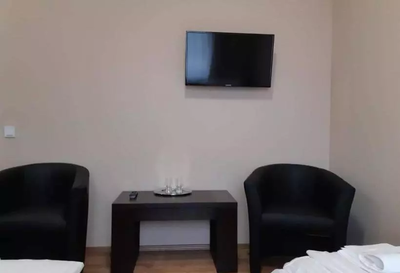 Retkeilymaja Pazonyi Fogadó és étterem