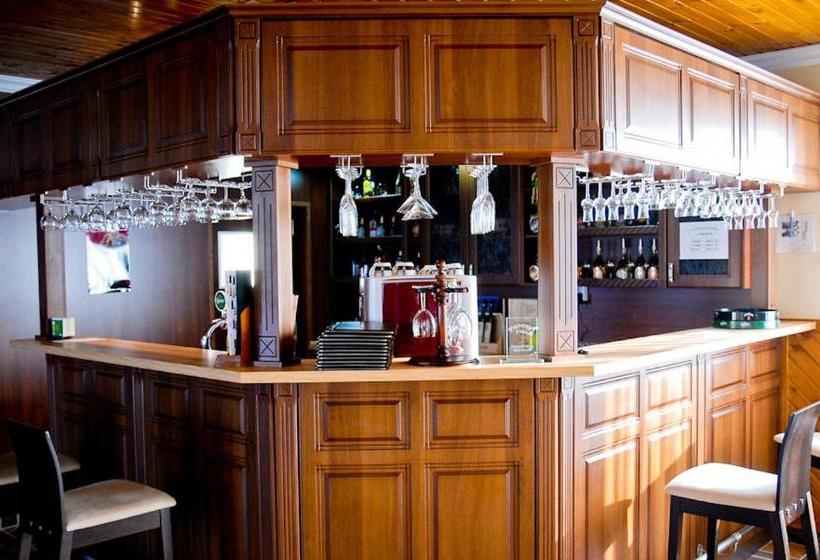 Общежитие Pazonyi Fogadó és étterem