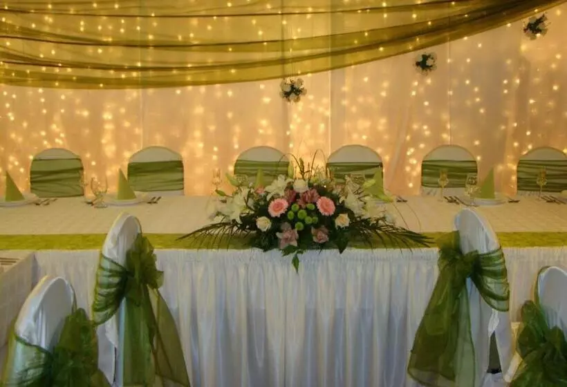 Retkeilymaja Pazonyi Fogadó és étterem