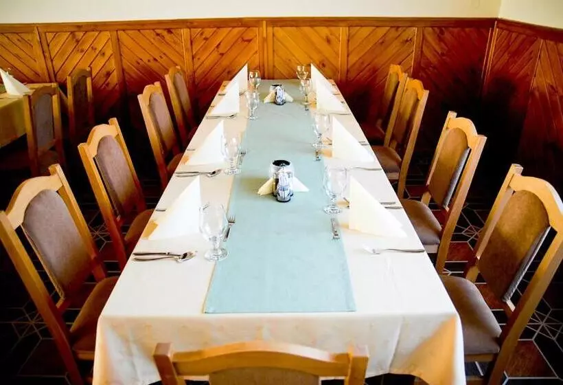 Retkeilymaja Pazonyi Fogadó és étterem