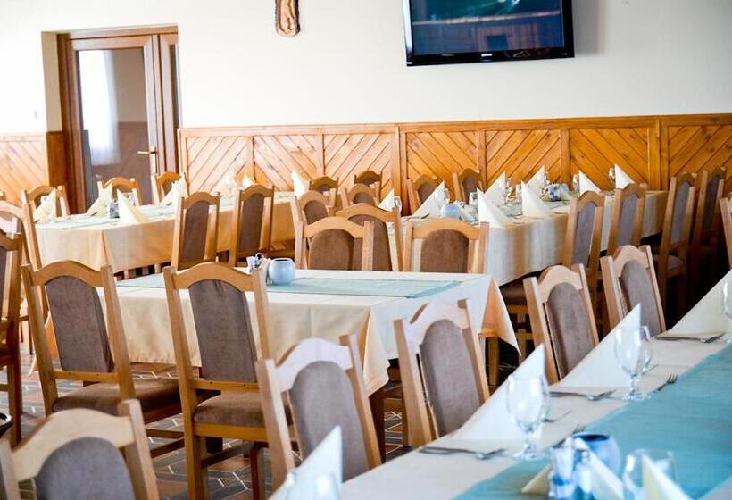 Общежитие Pazonyi Fogadó és étterem