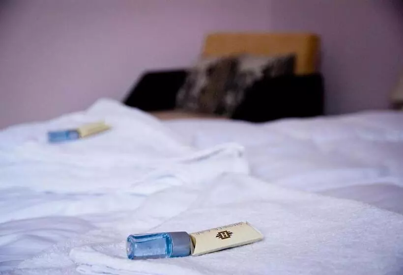 Retkeilymaja Pazonyi Fogadó és étterem