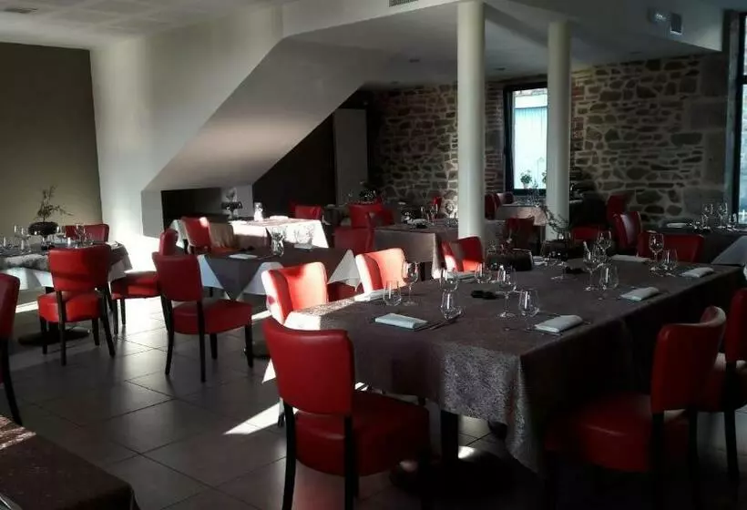 ベッドアンドブレックファースト Les Pierres Folles