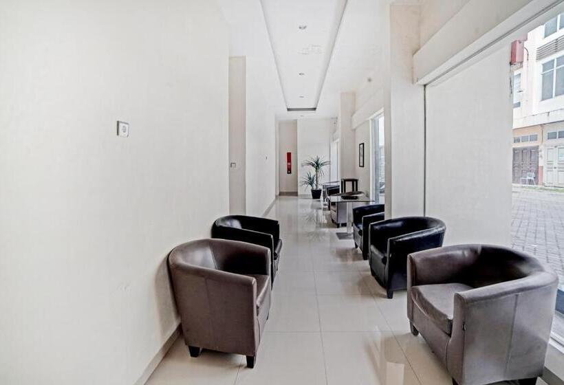 فندق Reddoorz At Jalan Stm Medan 2