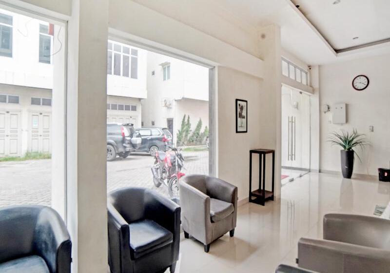 فندق Reddoorz At Jalan Stm Medan 2