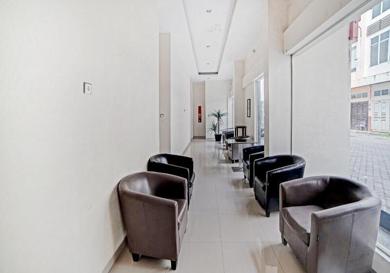 فندق Reddoorz At Jalan Stm Medan 2