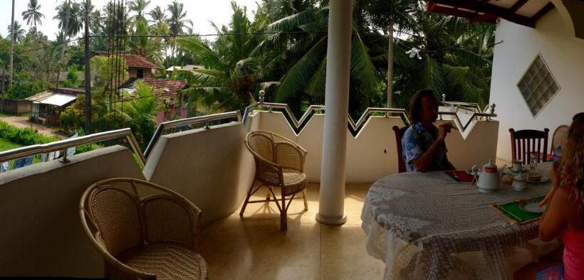 פנסיון Kabalana Design House Villa