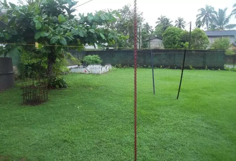 Majatalo Kabalana Design House Villa