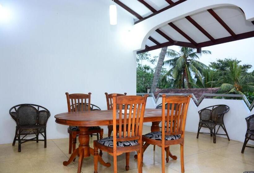 פנסיון Kabalana Design House Villa