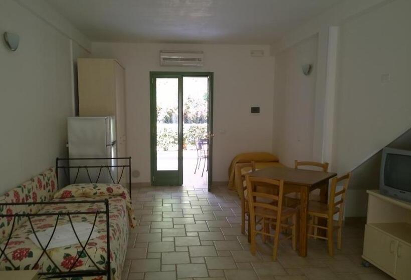 אתר נופש Family Village Otranto