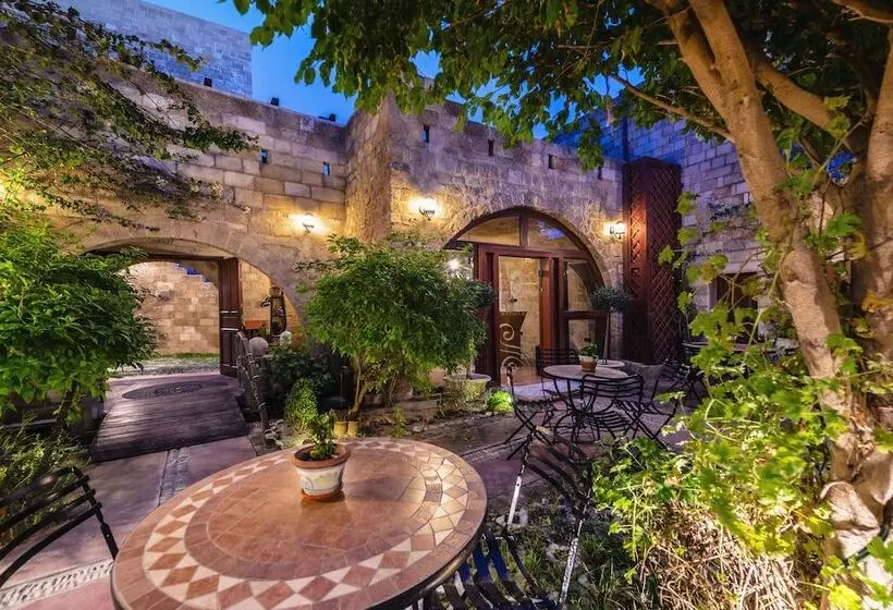 فندق Avalon Boutique Suites