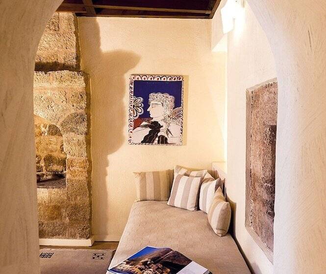 ホテル Avalon Boutique Suites