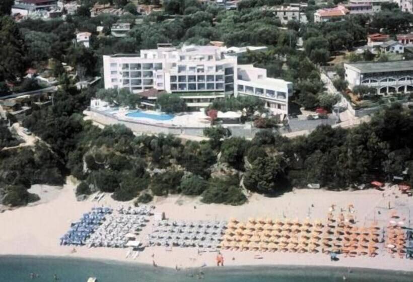 فندق Baia Delle Sirene