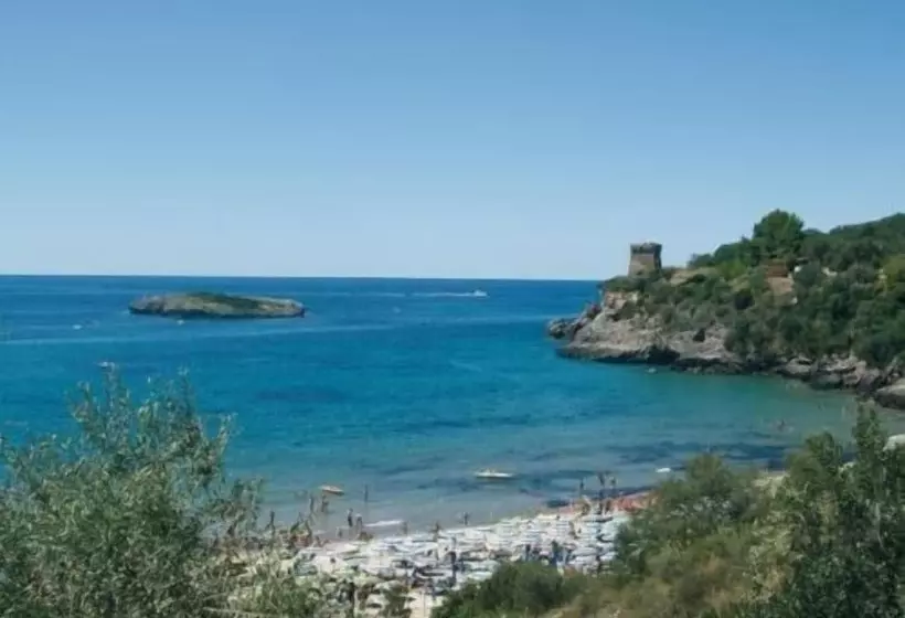 Отель Baia Delle Sirene