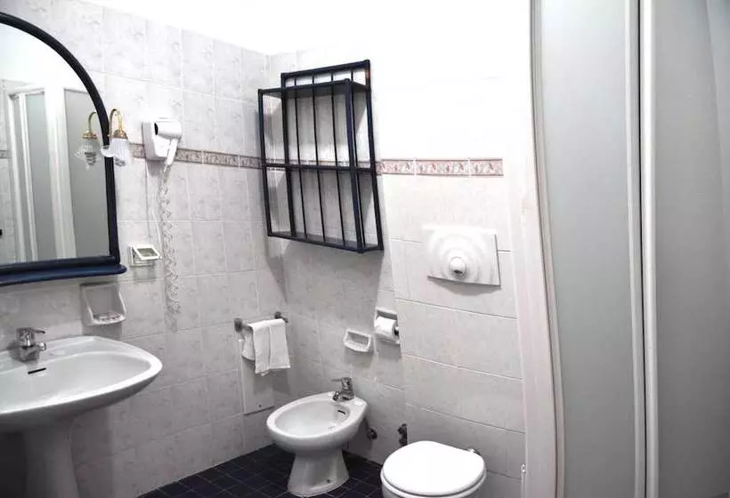 Отель Baia Delle Sirene