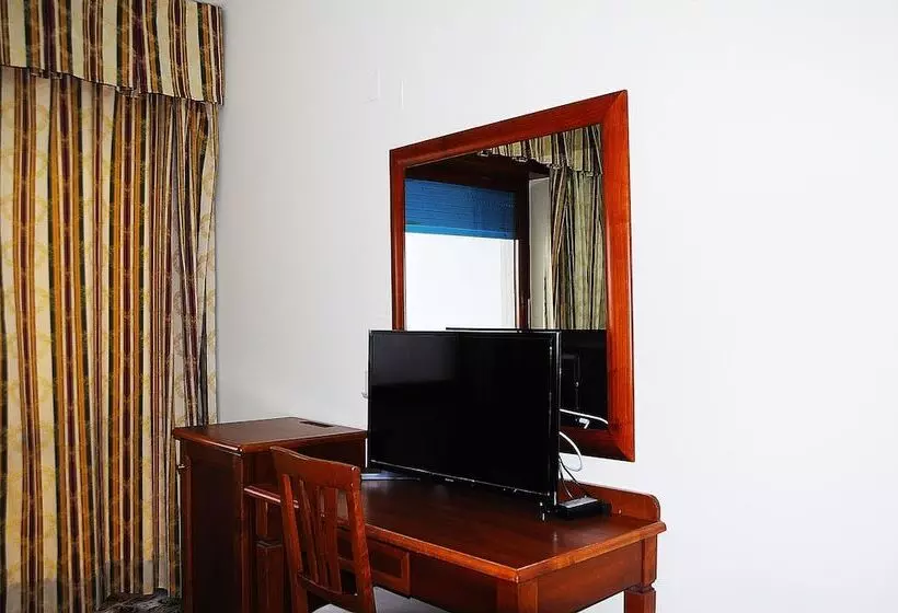 Отель Baia Delle Sirene