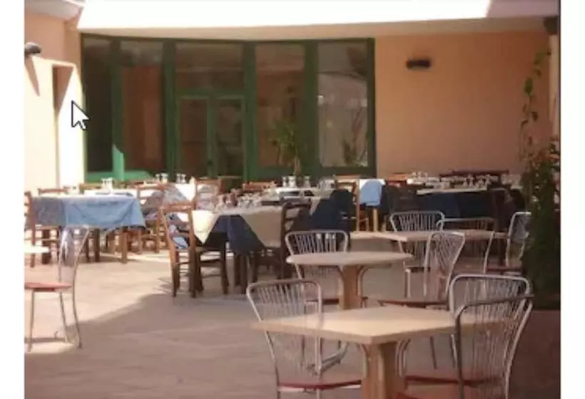 Отель Baia Marina