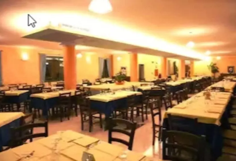 Отель Baia Marina