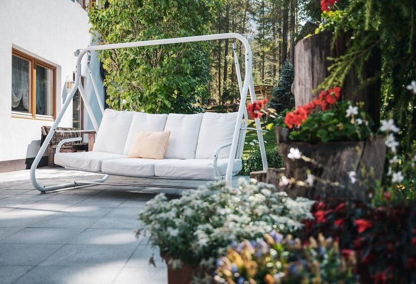 Отель Chalet Corso