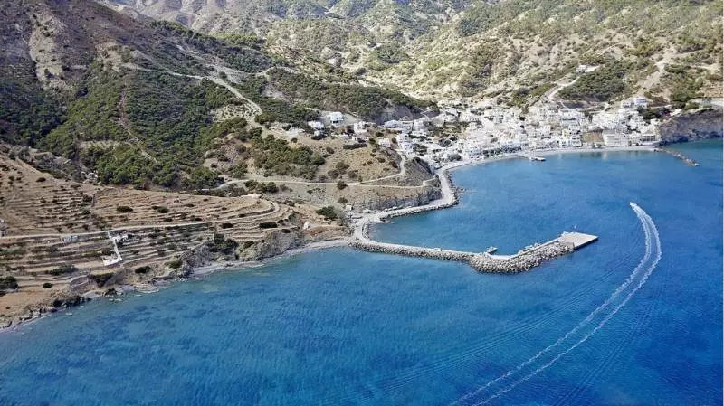 هتل Dorana Studios