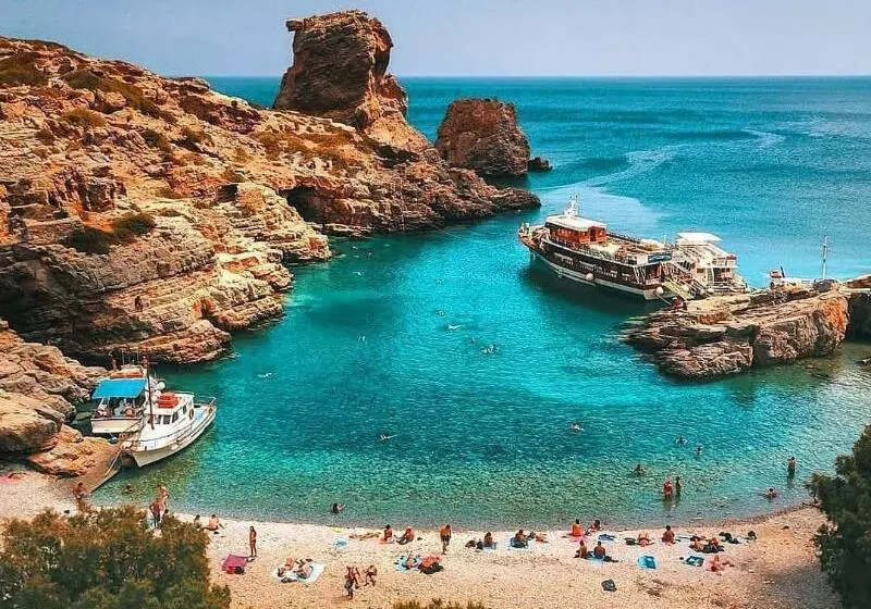 هتل Dorana Studios