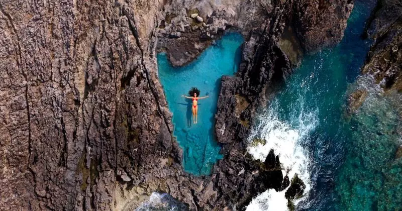 هتل Dorana Studios